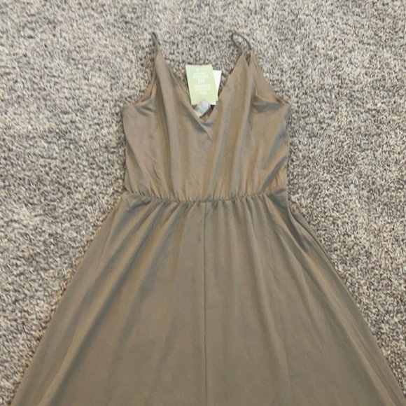 H&M Long Midi Dress V Neck Spaghetti Strap Printed Casual Boho Dress. - Picture 3 of 5